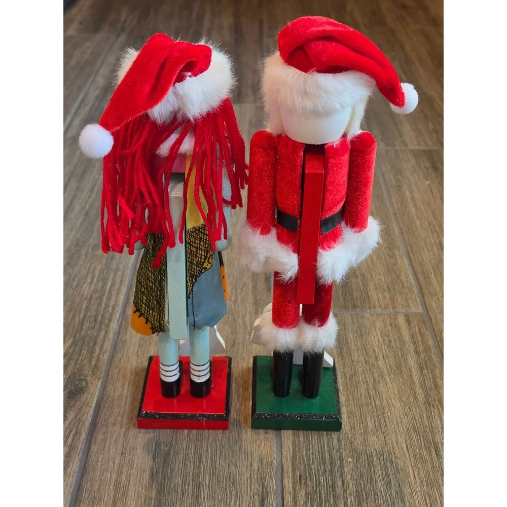 Disney Nightmare Before Christmas Jack Skellington Sally Nutcracker Set 12